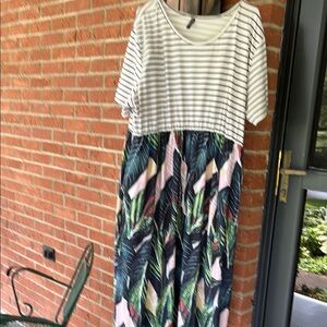 AlleGrace women’s maxi dress GUC 3x